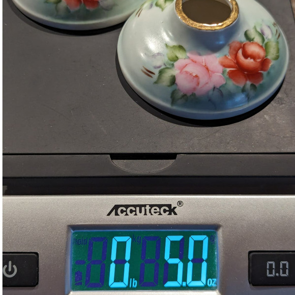 Vintage Porcelain Hand Painted Red And Pink Roses Candlestick Holders Signed - Picture 16 of 16